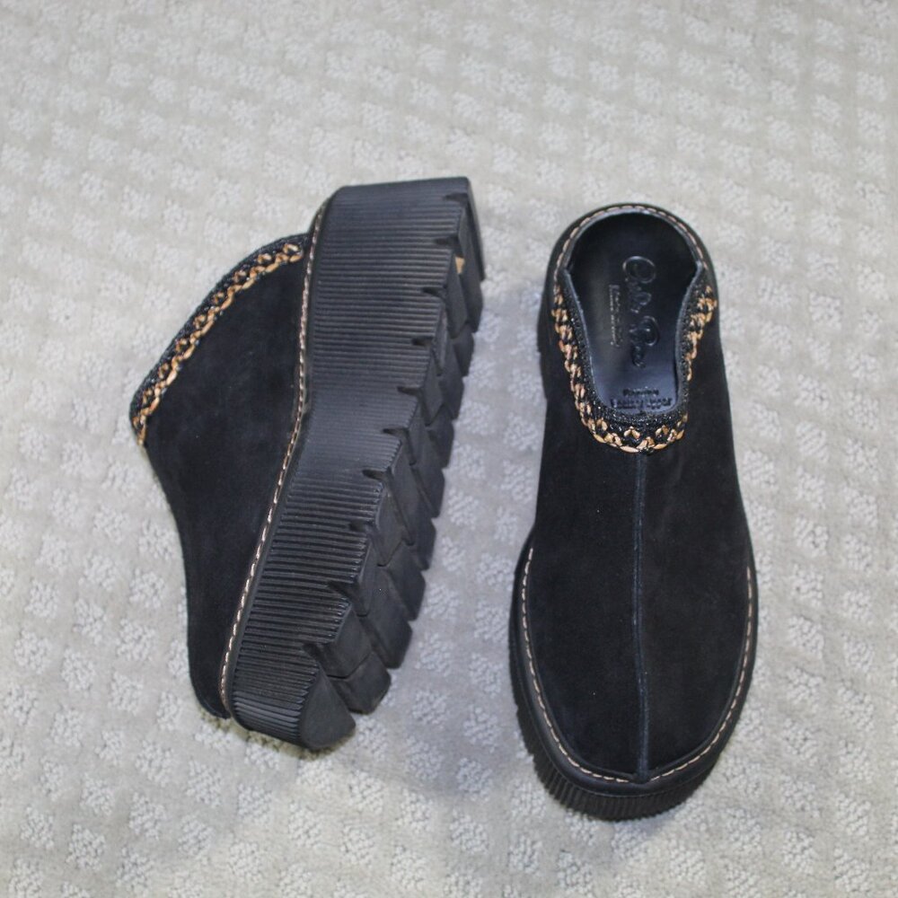 Carlo Pera Size 39 / 8.5 Women's Black Suede 3" Platform Mules Clogs